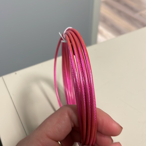 NWT jump rope - Picture 2 of 3